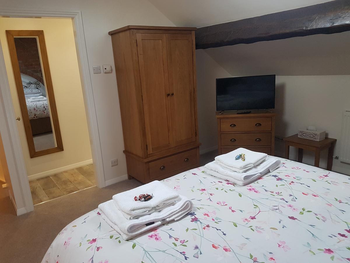 Bed and Breakfast Lyndene Пенистон Экстерьер фото