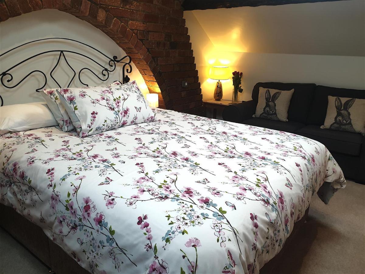 Bed and Breakfast Lyndene Пенистон Экстерьер фото